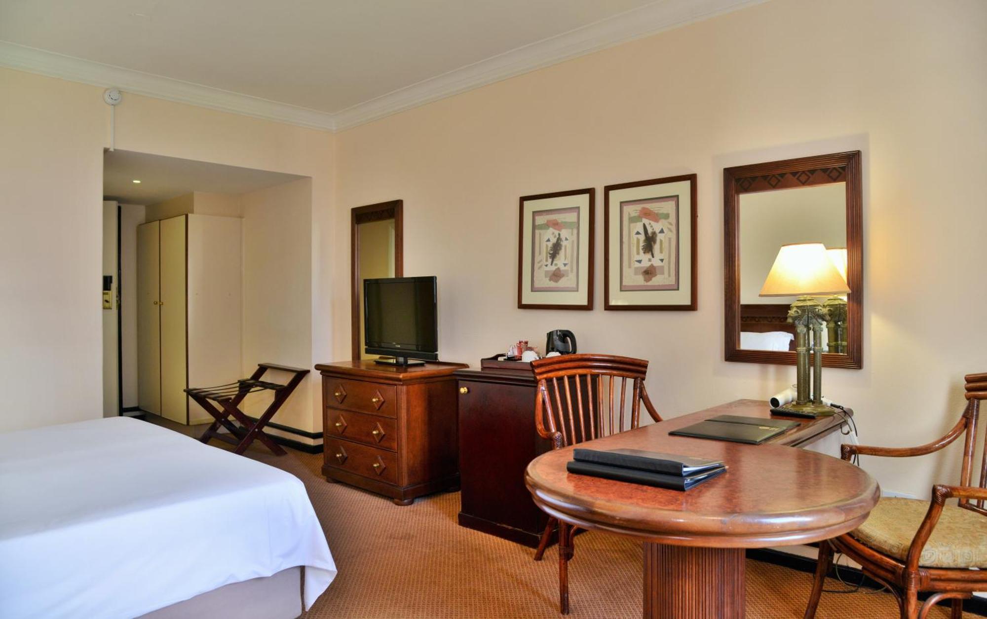 The Capetonian - Halal Hotel Cape Town Exterior foto